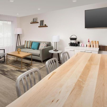 Woodspring Suites Seattle Тукуила Екстериор снимка